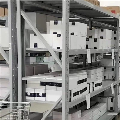 Medium duty lagskipt rekkikerfi